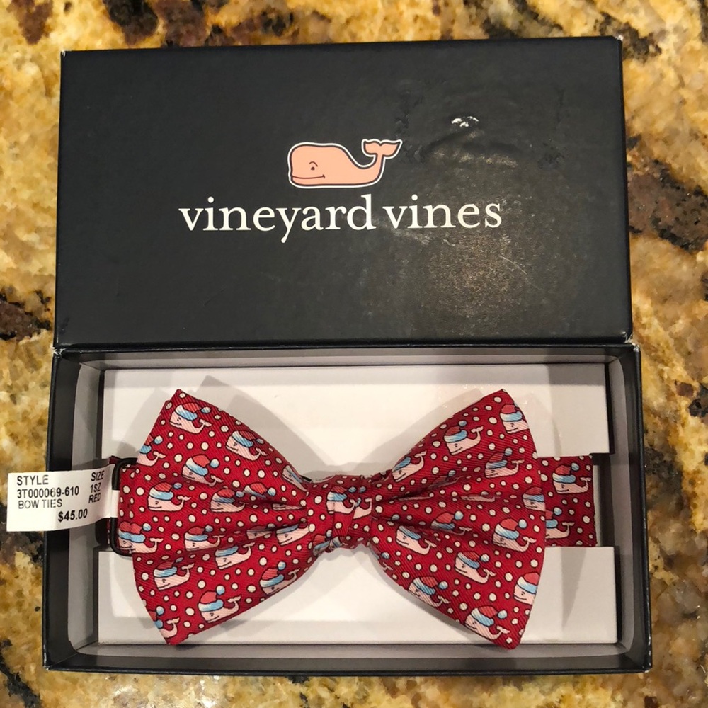 Vineyard Vines Tie.